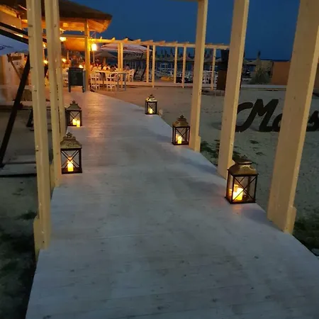 Leo's * Năvodari